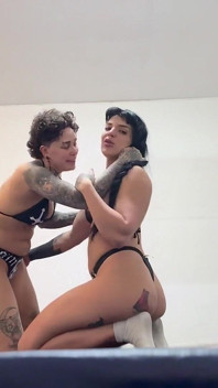 Alt Girlfriends Wrestling - Who Wins?