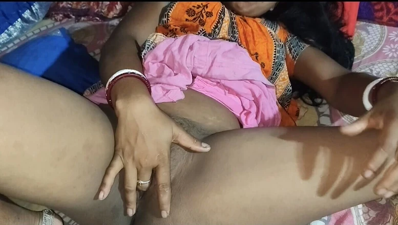 Dogrupali69: Mi tía dedo coño sexo nuevo video disfruta amigo