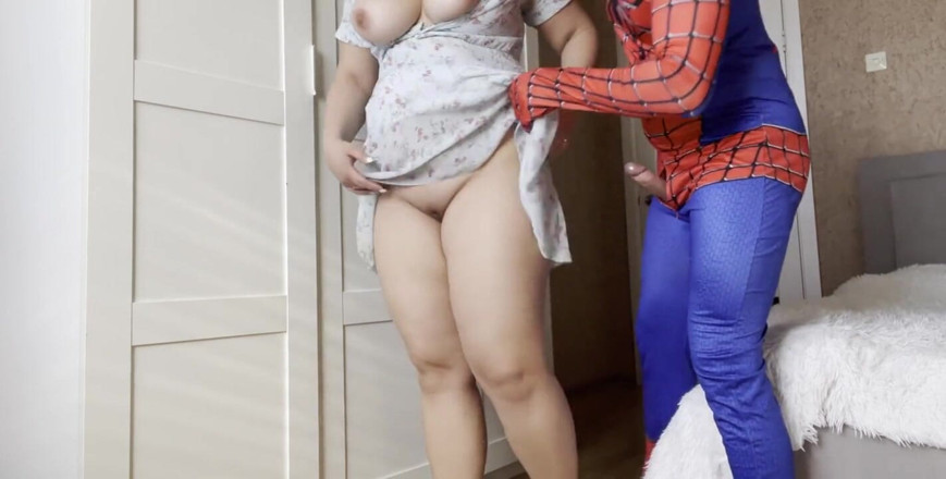 Lux Eva: Мене випадково відтрахав друг мого пасинка