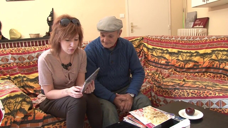 Nude in France: Roșcată perversă are parte de sex în trei cu tânăr și bătrân