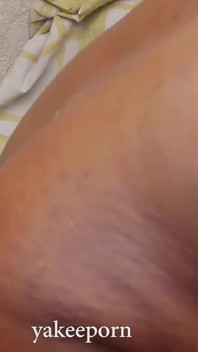 Une black excitée se fait baiser