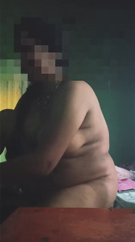 Místní skutečná tetička sexy tetička s velkým zadkem