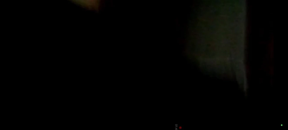 Andrew Adams: 나는 내 어두운 방에서 콘돔을 착용했다