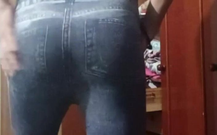 Thipansex: Je montre mon cul de tapette