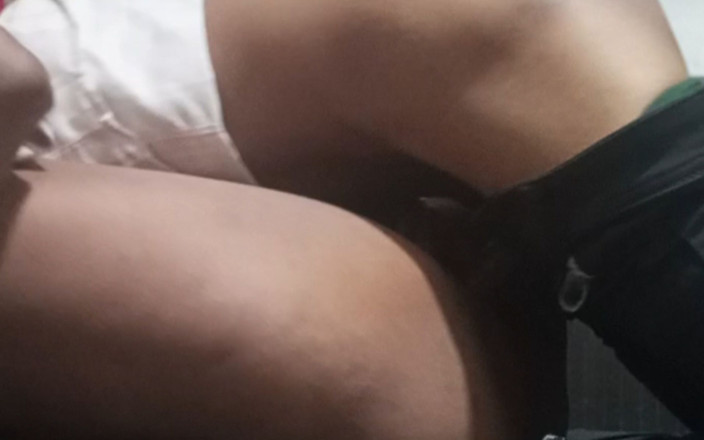 Stepmom baby: Perselingkuhan sama ibu-ibu hot badi