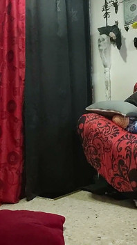 I Put on Some Sexy Lingerie for My Step-cousin so I Can Suck His