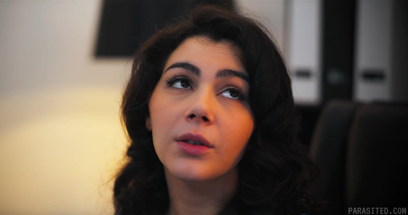 Parasited: Parasita - Cherry Kiss fode o cérebro da chefe Valentina Nappy