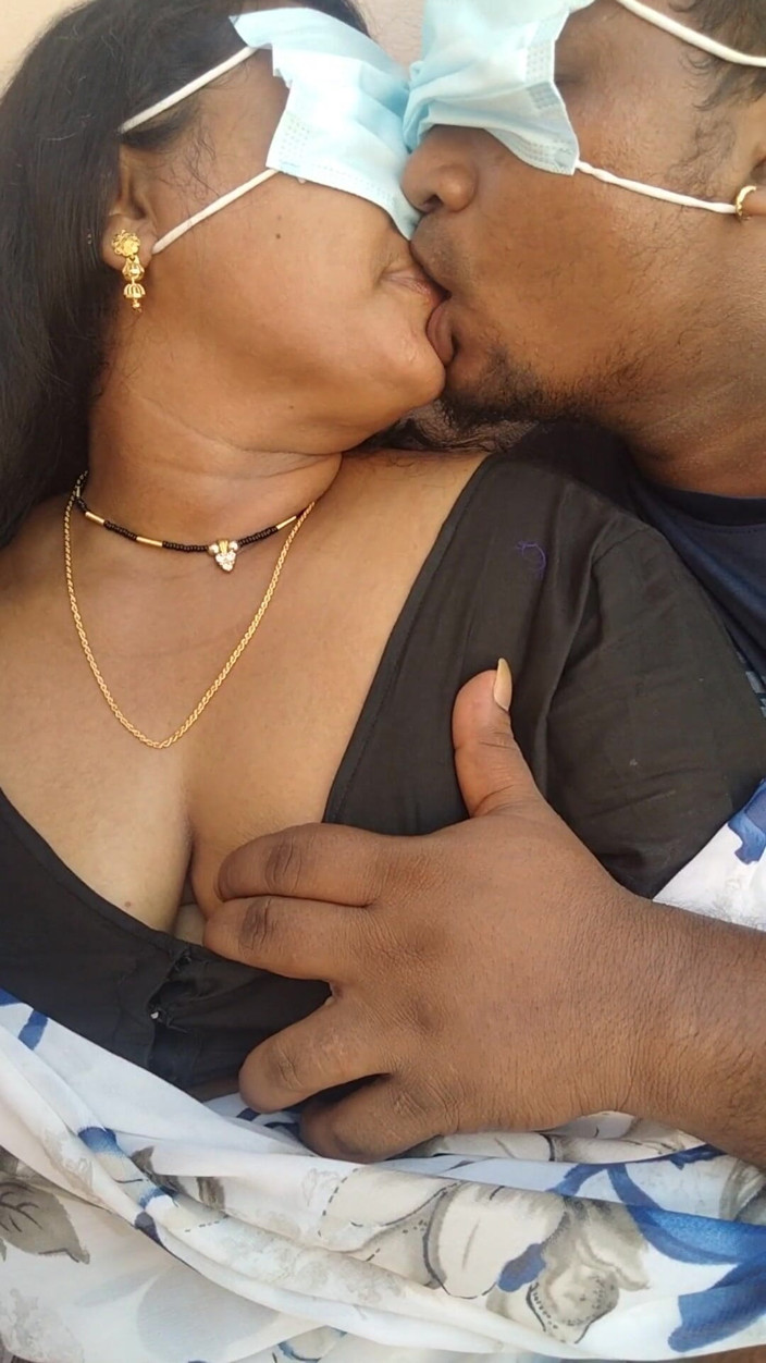 Benita sweety: Tamil Desi Outdoor Sari seks z przyrodnim bratem