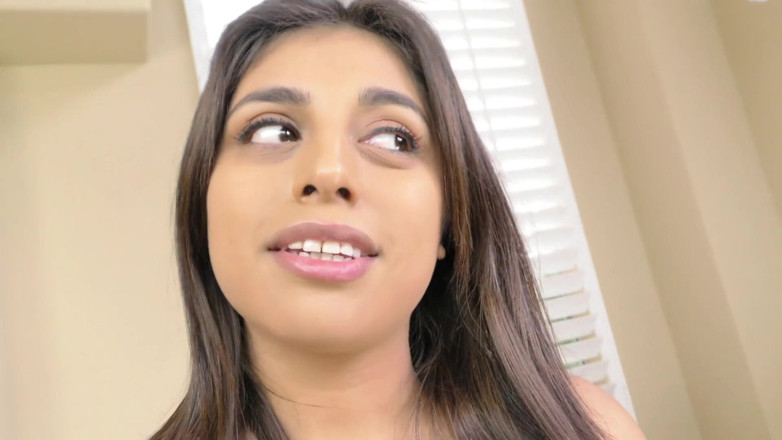 Perv Milfs n Teens: ¡Ella Knox se folla a su padrastro para evitar ser...