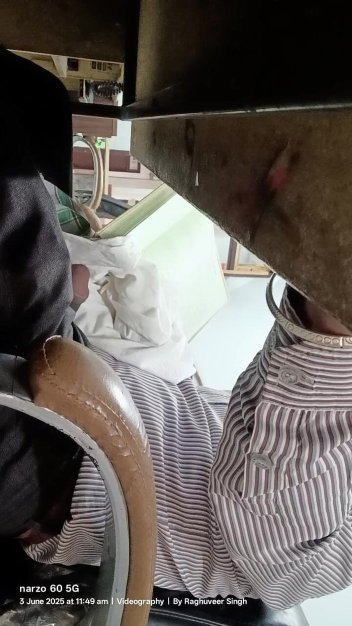 Rajasthani-old-lover: Indiano padrasto padrasto goza de magistrada no escritório