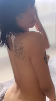 Hot Babe Waiting for You