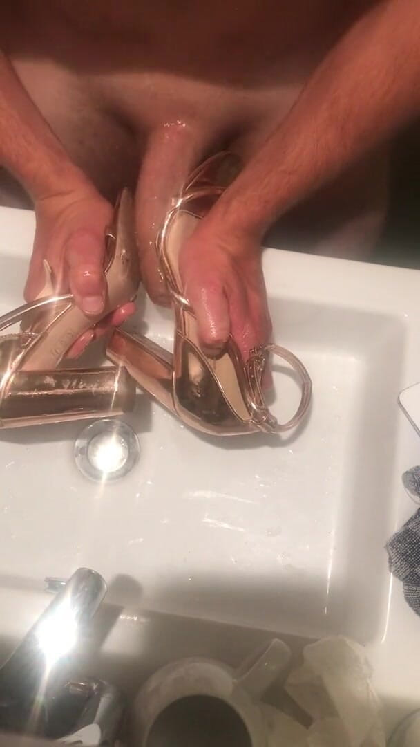 Jesper: Hot heels