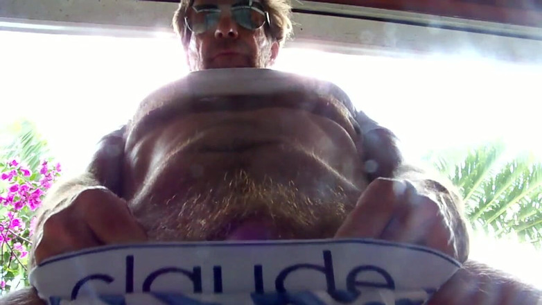 Hairyartist: Hairyartist 鸡巴服务电话