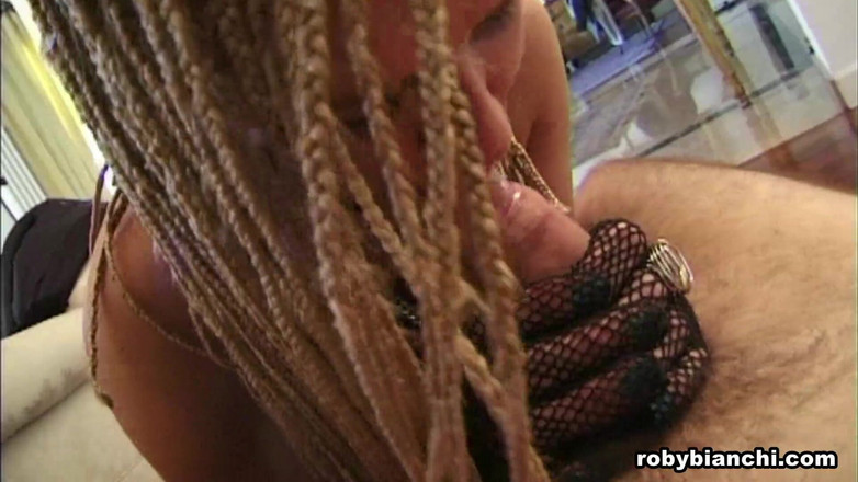 Vintage Movies XXX Best of: Astra Andrea Monti avale une énorme bite et la chevauche mouillée...