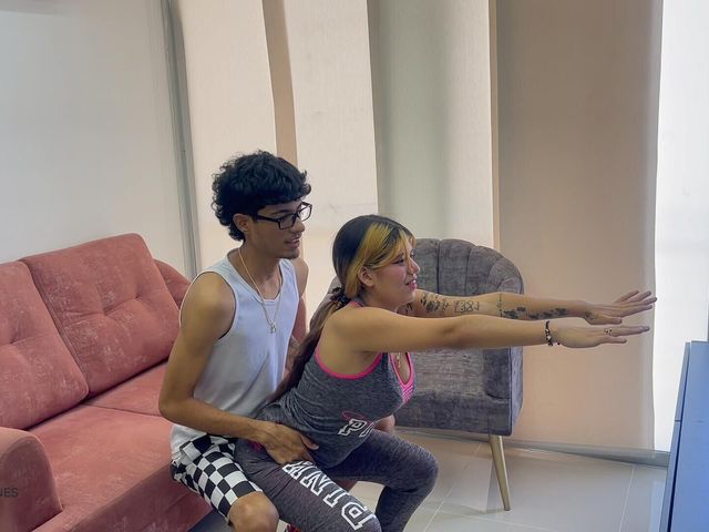 I Help My Sexy Stepsister with Her Aerobics Classes and We End up Fucking Really Rich and Hard. (Gabriela Wish)