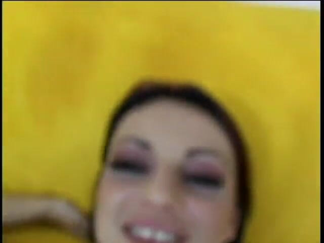 Cumming Soon: Děvka se sladkou kundou a ústy dobře ví, jak tohoto chlapa...