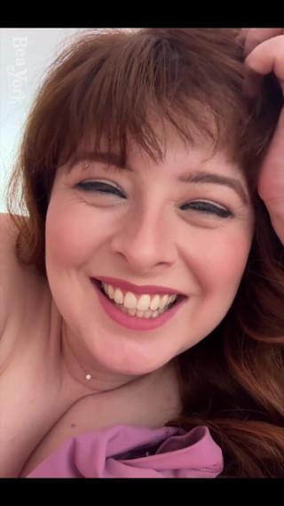 Bea York: So Our Tinder Date Went Well and I'm Here to...