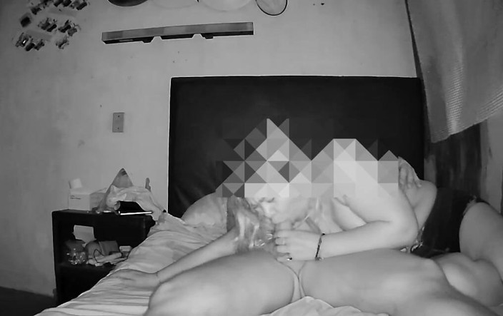 puchis: Awek Tiri Saya Dan Kisah Cinta Dan Seks!