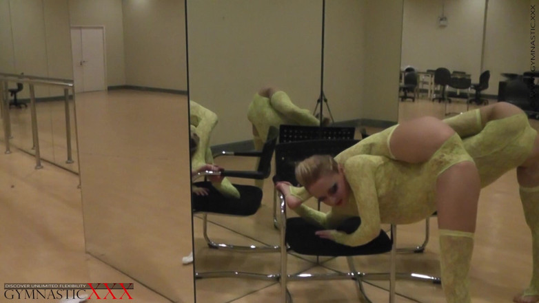 Gymrotic: Contortion Warm up