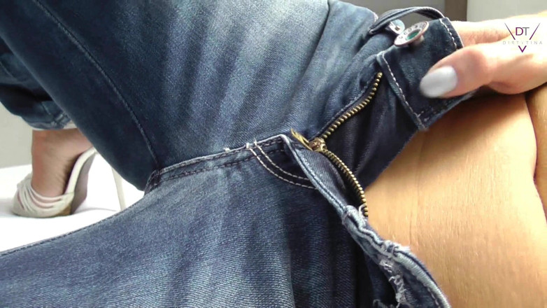 Dirty Tina: Hot jeans fetish clip