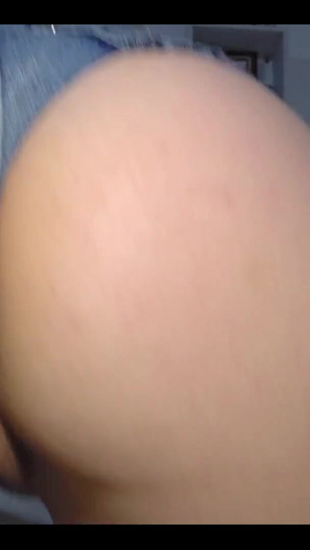 Did I Cut My Jeans Too Short? (Twerkhub) Did I Cut My Jeans Too Short? (Twerkhub)