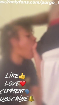 Alman kız sert yüzünü sikiyor.