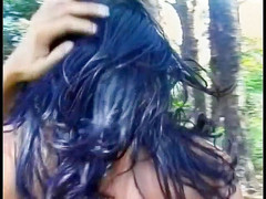 Hot TRANSformations: Nadržená gayka kouří dong mladé brazilské shemale luciany a olizuje...