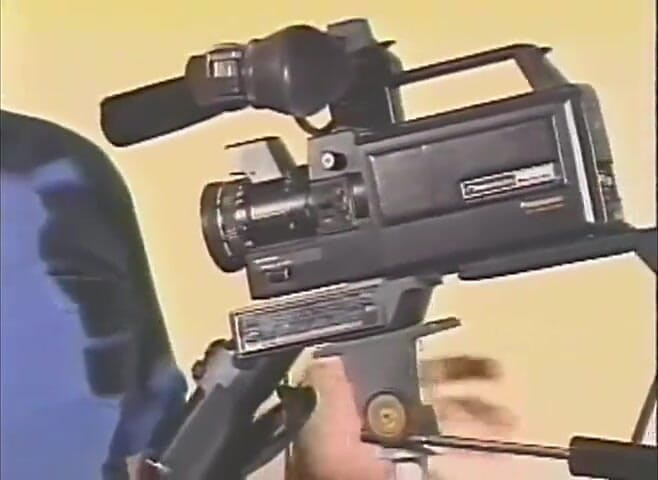 Homegrown Wives: How to make a short home movie