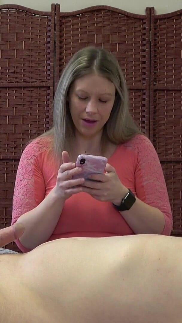 Jerky Girls: Cockteased by a Preggo Featuring Danielle
