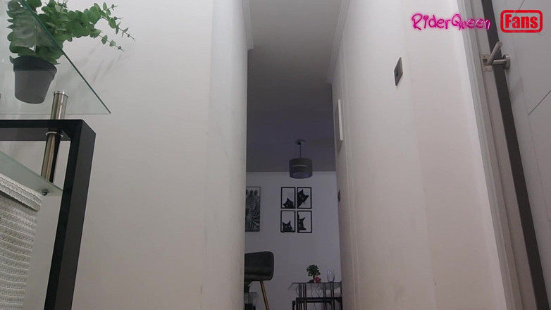Riderqueen: Riderqueen hayranları için yalnız orta yaşlı seksi iri güzel kadın