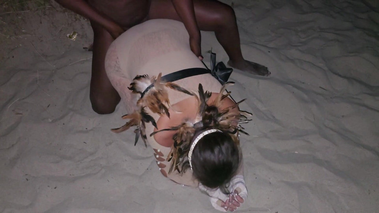 NubeBukkake: Karanlıkta Bir Sürü Tarafından Sikildi