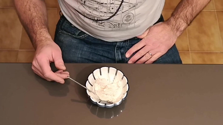 Cicci77: Cicci77 eats ice cream with hot cream after masturbating Pedro!