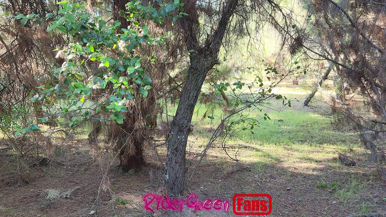 Riderqueen BBW Step Mom Latina Ebony: Riderqueen sam, na zewnątrz, filmy dla fanów