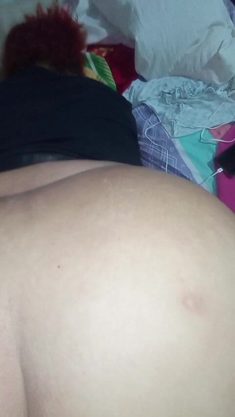 Gordita Culo Rico: Curva mamei mele vitrege îmi suge pula și ajung să-i umplu pizda...