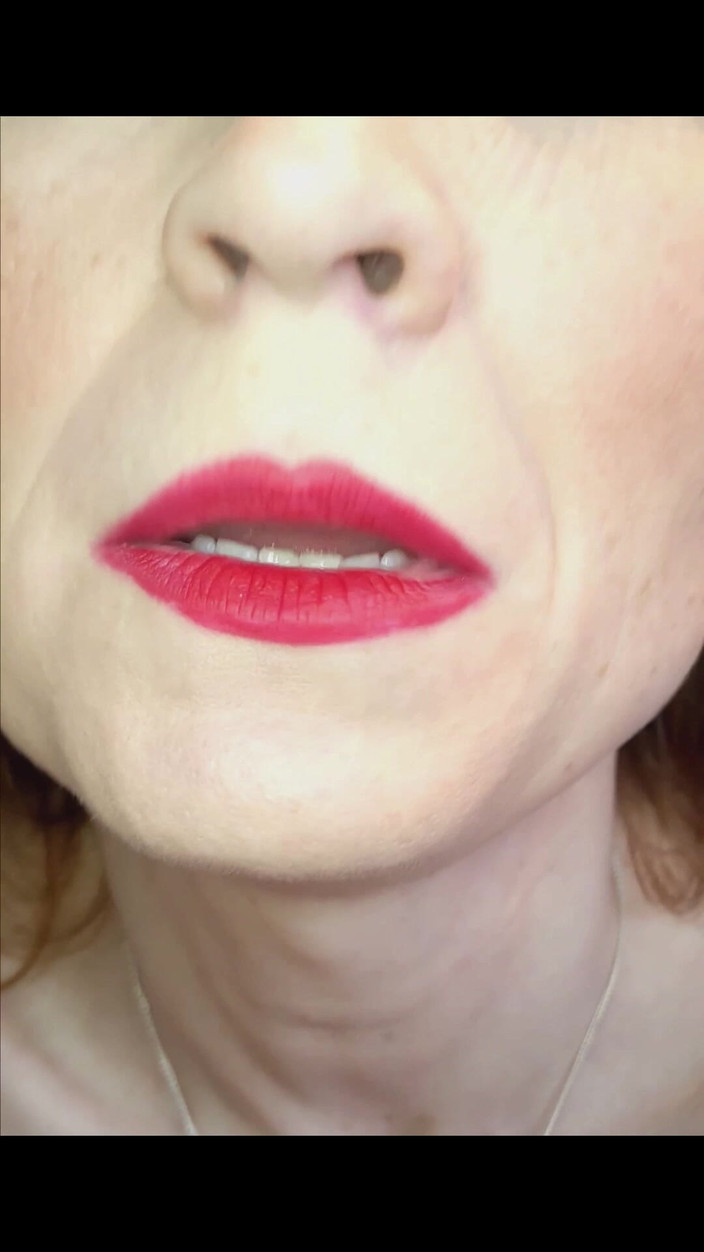 Lily kink: 크리스마스 파티에서 음란한 계모 Lily