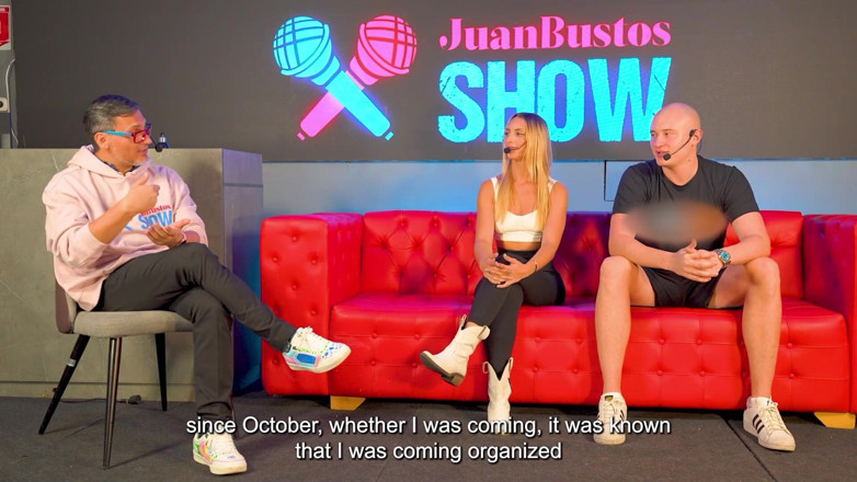 JuanBustos: Argetina Babydoll jeździ na Masywnym kutasie Cofla w nocnym klubie...