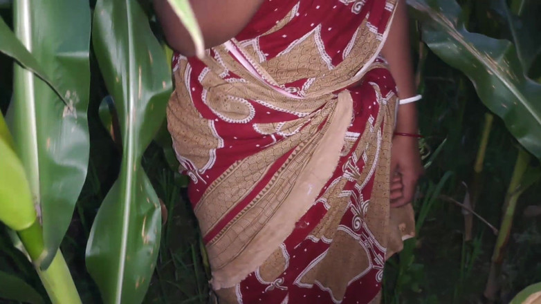 Mona sexy: Mein bhabhi ji im freien