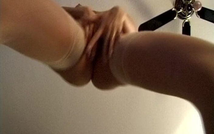 German's MILF: Verbluffende Duitse stiefmoeder anaal geneukt door stiefzoon