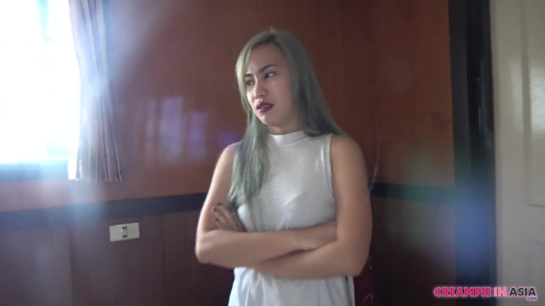 Creampie In Asia: A beautiful young girl was fucked an old man (50's). She...