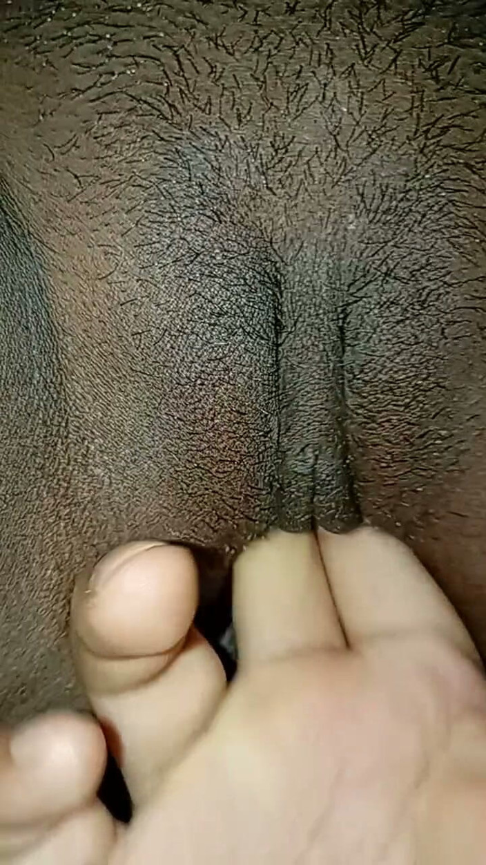 Sonaji: Hot Bhabhi Fingering