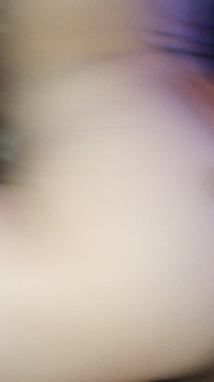 Penelope Pousse: ペネロペの初めてのセックス映画