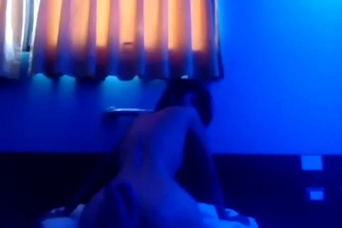 Soulsex: 애인과 함께 호텔로 가서 영상을 보내주는 불충실한 마누라