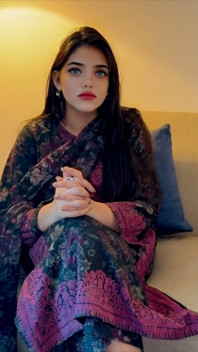 Une Indienne sexy se fait draguer et baiser par un inconnu