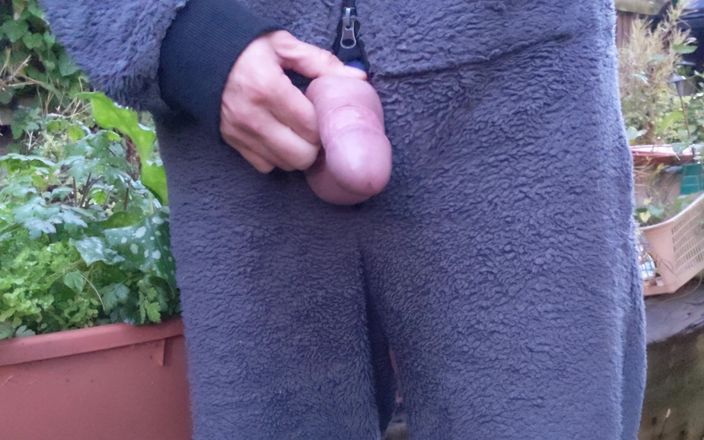 Rockardglans: Velký penis venkovní edging sperma tekoucí Onesie Wank pro sousedy -...