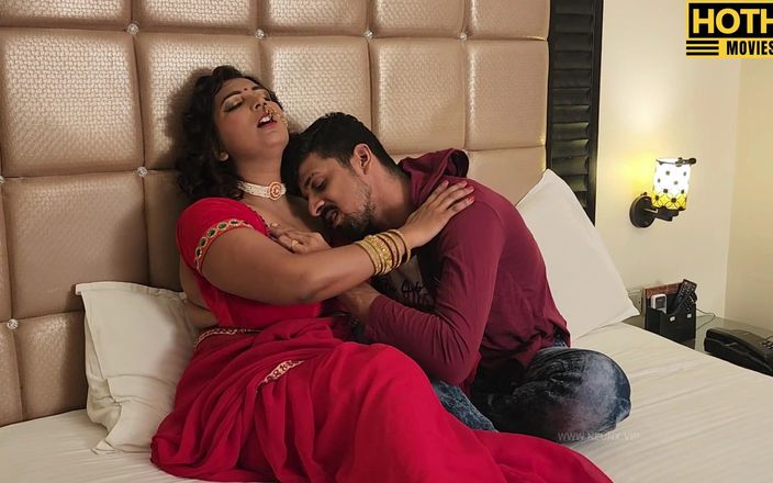 Hothit Movies: Bhabhi làm tình với deavar như phong cách người Ấn! Khiêu...