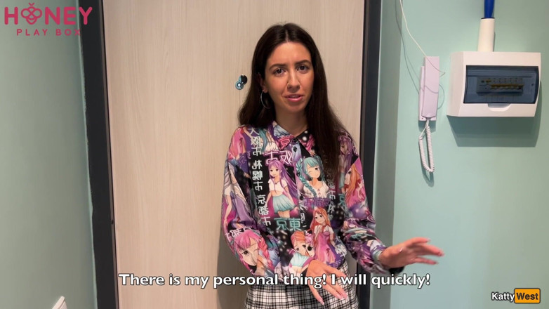 Katty West: The Neighbor Came to Pick up Her Thing, but Told...