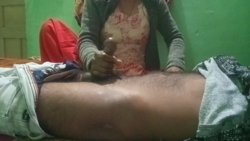 Bhabhi made her brother-in-law cum by masturbating (Gujarati couple)