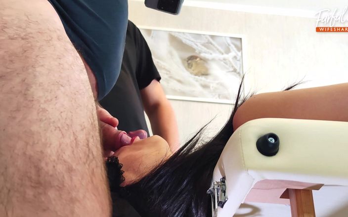 Farfalla wifeshare: Vrouw geeft dubbele pijpbeurt met sperma in de mond. Trio....