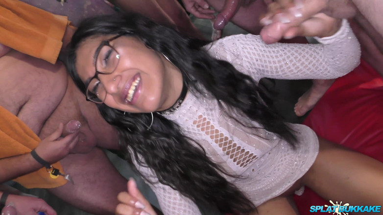 Gangbang team: Sexy Ladies From the UK Are Getting Cumshots
