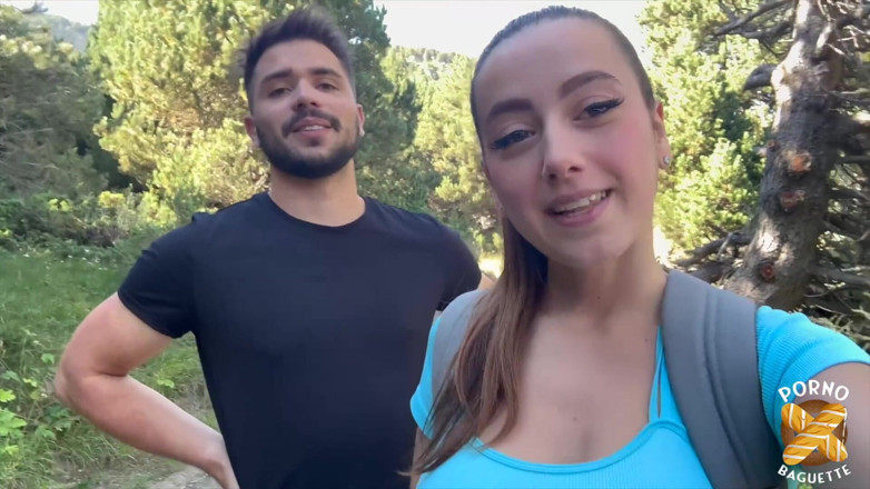 Porno Baguette: Hellolimoon, Gorgeous Woman, Loves Eating Cocks